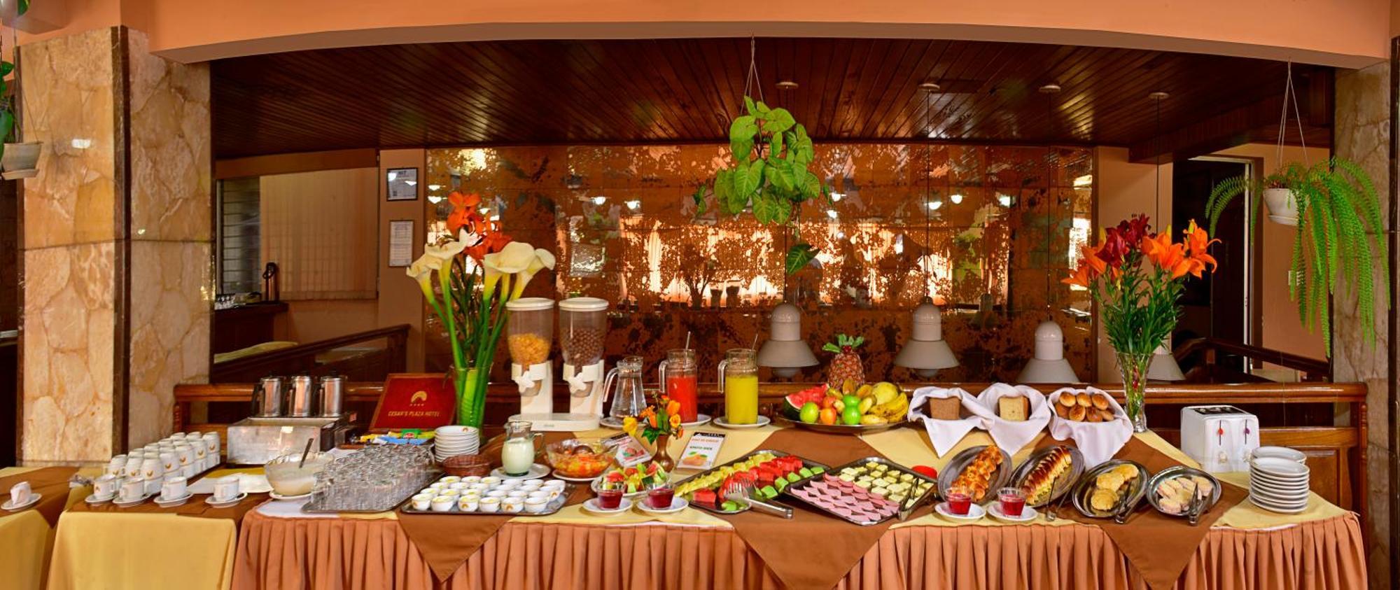 Cesar'S Plaza Hotel Кочабамба Екстер'єр фото