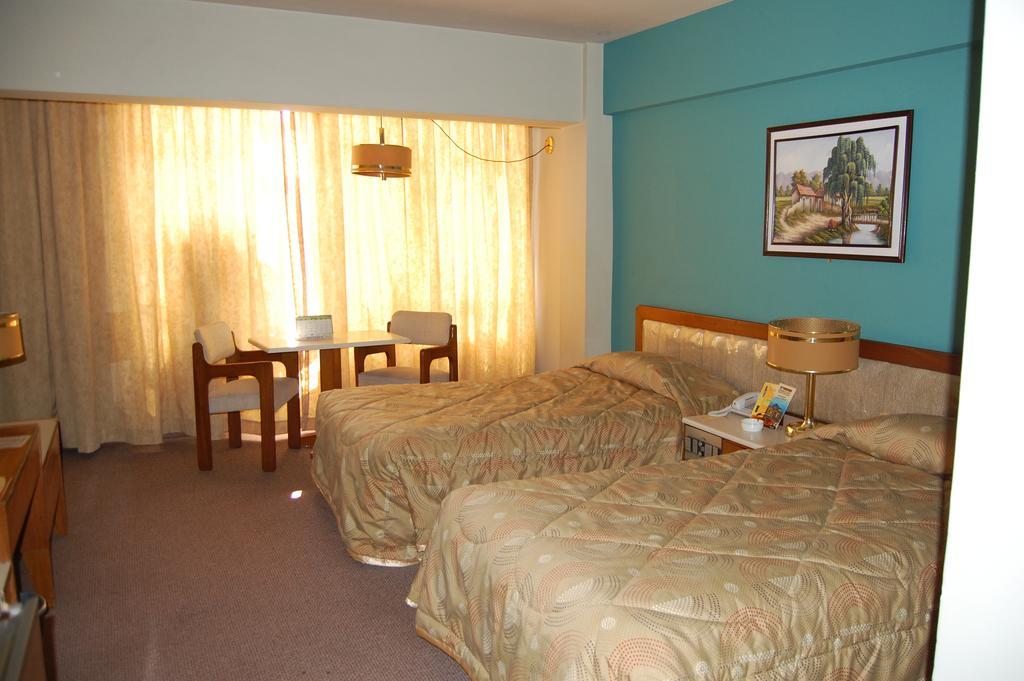 Cesar'S Plaza Hotel Кочабамба Екстер'єр фото